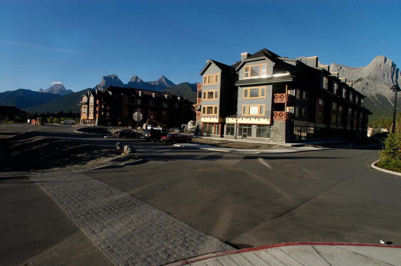 Apartment 405 Bear Creek Crossing Canmore Kültér fotó